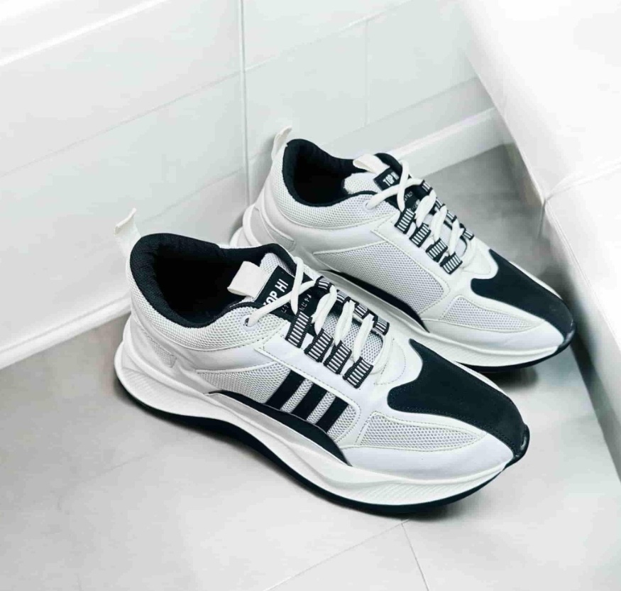 Super premium quality( white)sneakers rubber sool. - Image 4