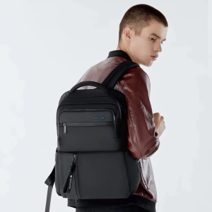 ARCTIC HUNTER 15.6 Inch Anti-Theft Waterproof Business Laptop And Travel Backpack