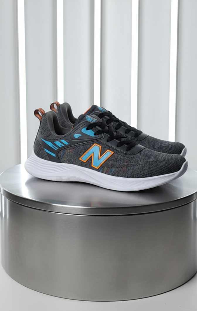 New balance sneakers (grey) colour high quality rubber sool and knit fabrics. - Image 2