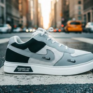 NIKE ASH COLOUR LIGHTWEIGHT LACE UP SHOES.