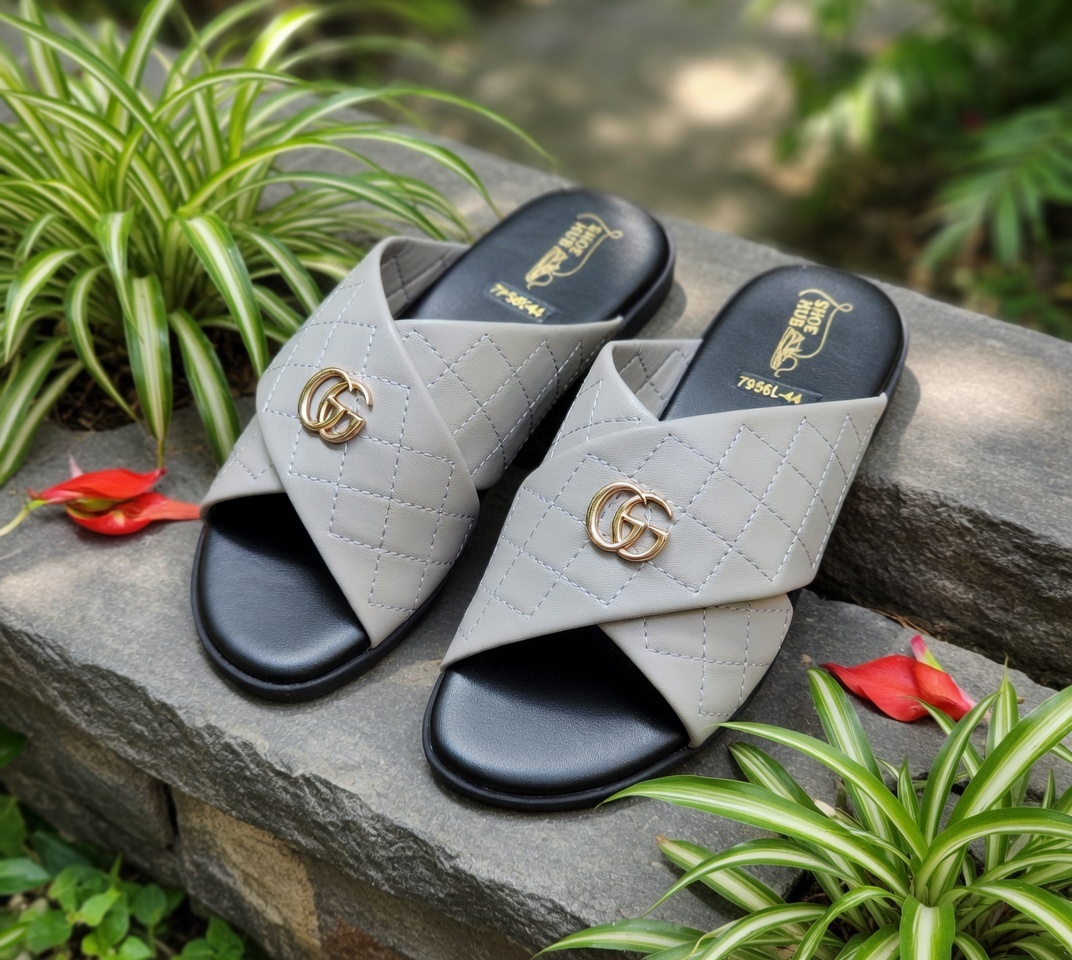 cross ash gg logo premium unique slides for men.