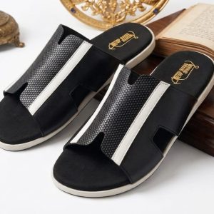 Liniar shape (Black) slide punjabi sandels for men.