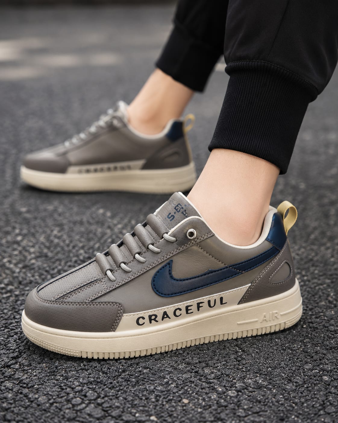 Brown nike new design lace free lightweight sneakers for men. - Image 2