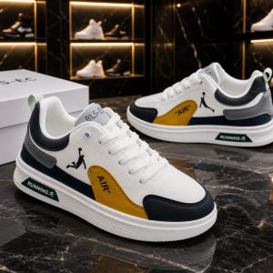 Banguard black white design lace free lightweight sneakers for men.