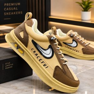 Ashtetic brown cracefull design lace up lightweight sneakers for men.