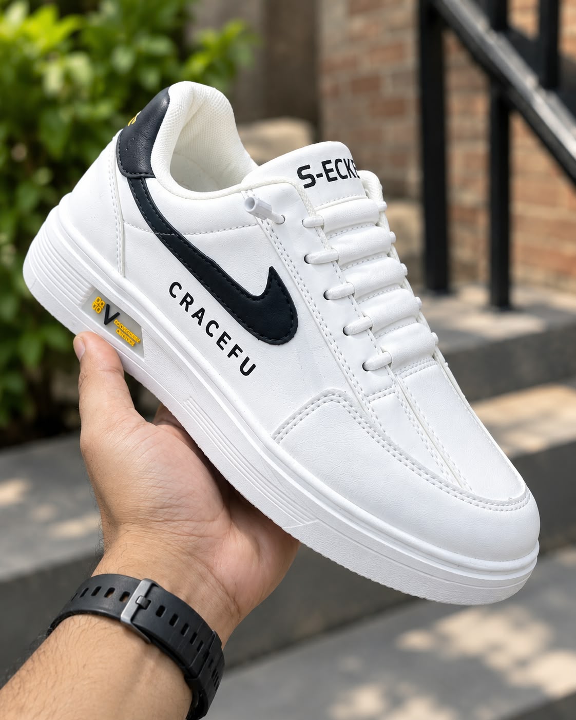 classical white nike new design lace free lightweight sneakers for men. - Image 2
